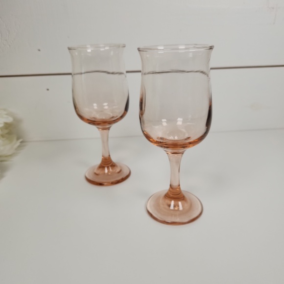 Vintage Pink Hurricane Depression Wine Glass Set of 2, Goblet, Art Deco, Retro - Picture 2 of 8